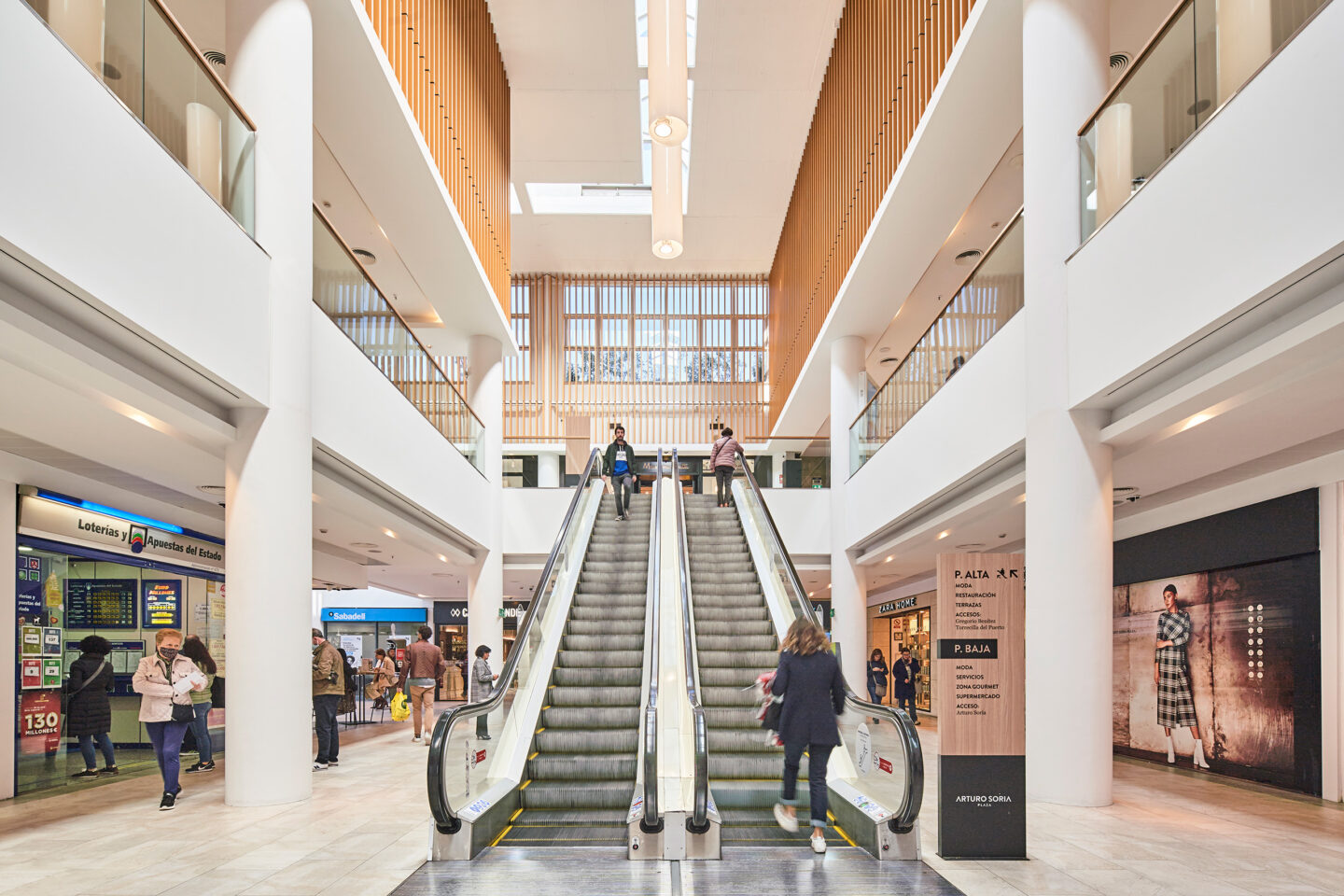 Centro Comercial Arturo Soria Plaza Merlin Properties Socimi, S.A. Centro Comercial Arturo Soria Plaza Merlin Properties Socimi, S.A.