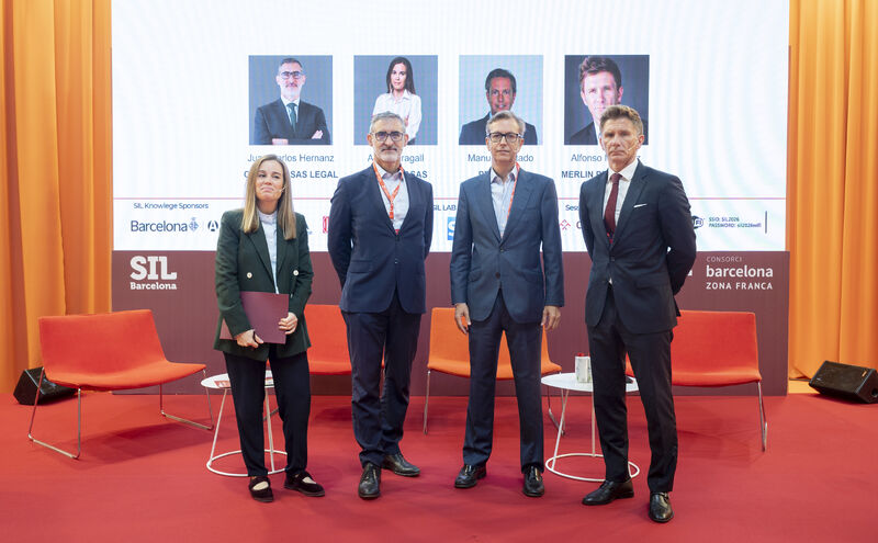 Alfonso Martínez García, Director de Leasing y Desarrollo Logístico de MERLIN, participa en una mesa sobre urbanismo logístico durante el SIL Barcelona.