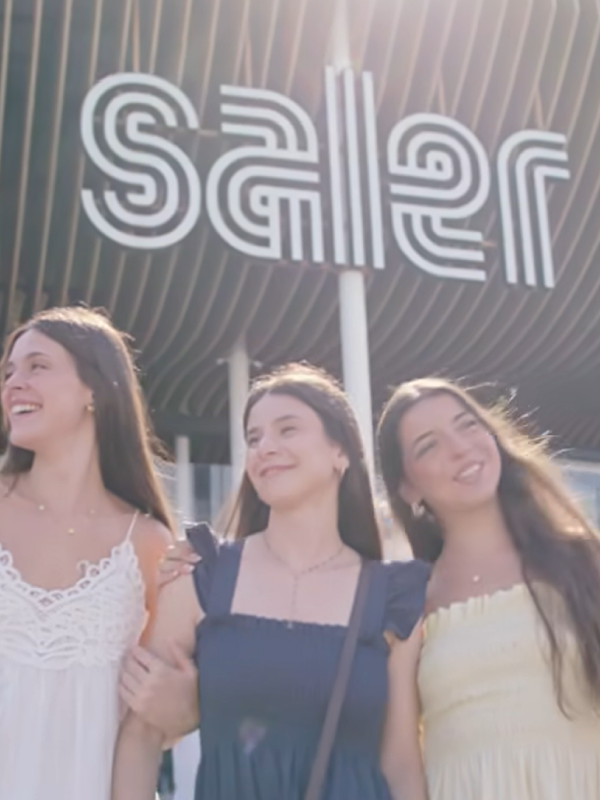 Centro Comercial Saler en Valencia, con propuestas de moda, ocio y gastronomía.